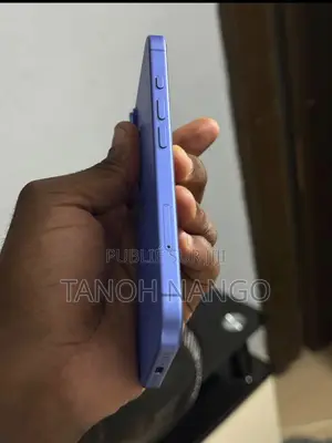 Nouveau Apple iPhone 16 128 GB Bleu