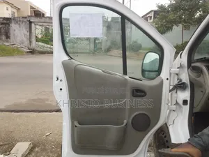 Renault Traffic 2001 Blanc