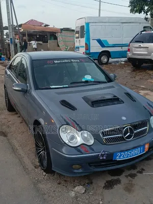 Mercedes-Benz C200 2003 Gris