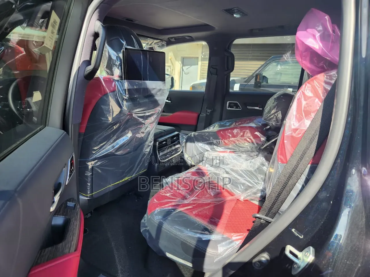 Nouveau Toyota Land Cruiser Prado 2026 Noir