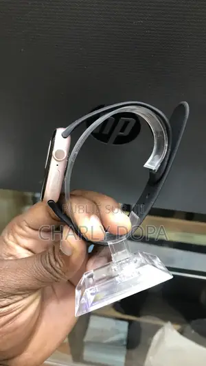 Apple Watch Série 10 42mm Quasi Neuf