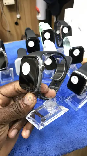 Apple Watch Série 11 46mm Quasi Neuve