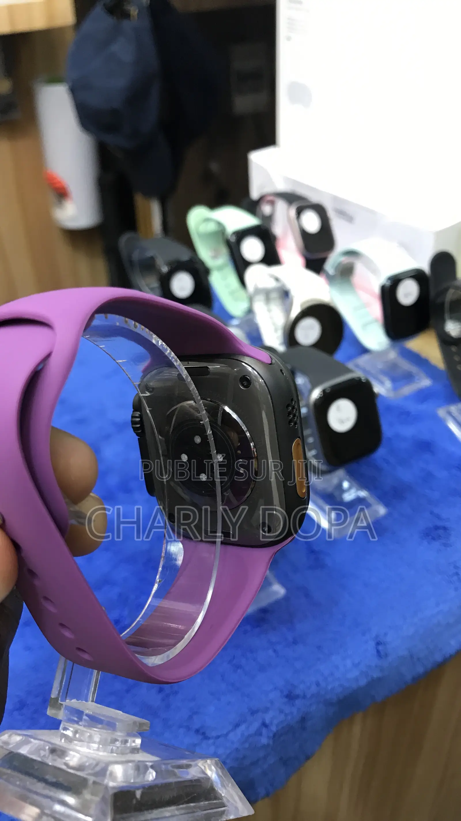 Apple Watch Ultra 3 Titanium Noir Quasi Neuf
