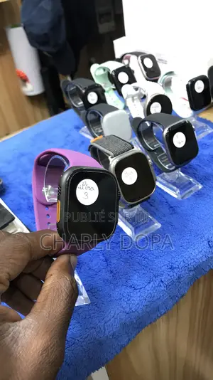 Apple Watch Ultra 3 Titanium Noir Quasi Neuf