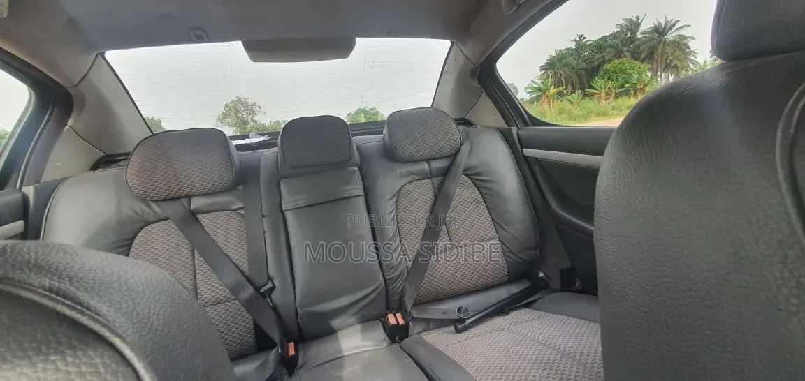 Peugeot 407 2004 Rouge