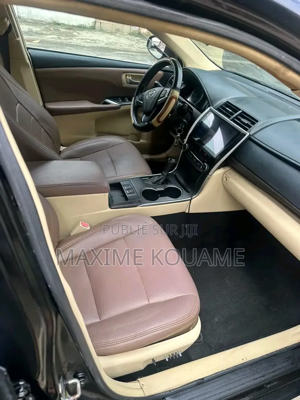 Toyota Camry XLE 4dr Sedan (2.5L 4cyl 6A) 2017 Noir