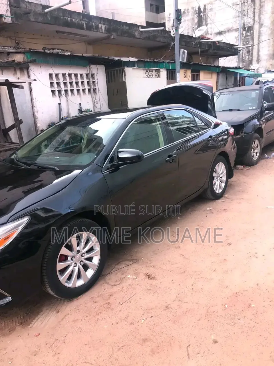 Toyota Camry XLE 4dr Sedan (2.5L 4cyl 6A) 2017 Noir