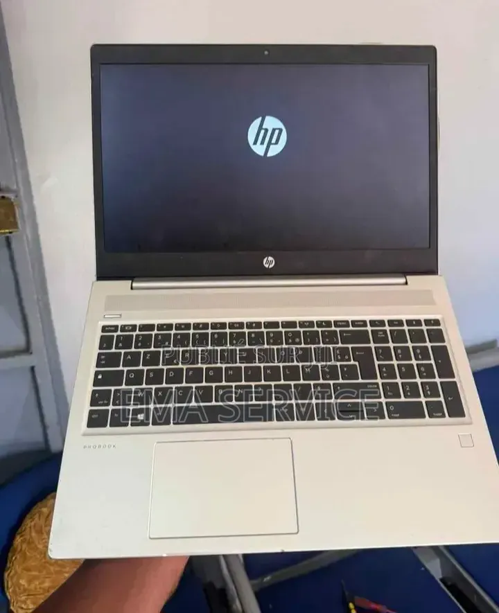 Nouveau HP EliteBook 840 G3 128GB AMD Ryzen 7 HDD 512GB