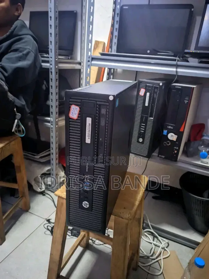 Nouveau Ordinateur de bureau HP 400 G7 8GB Intel Core i5 HDD+SSD 512GB