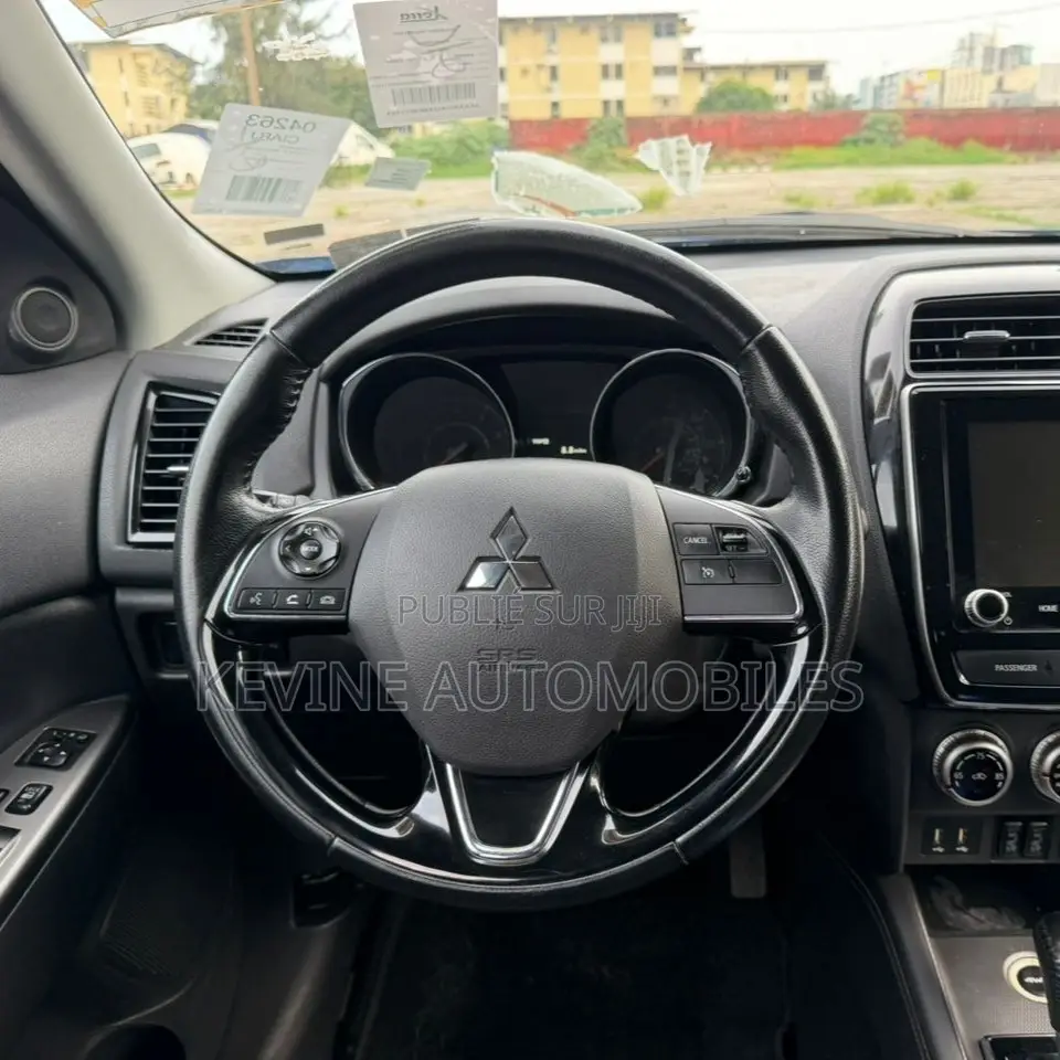 Mitsubishi Outlander 2022 Bleu