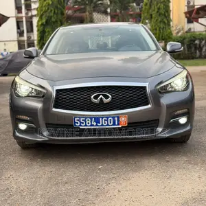 Infiniti Q50 2019 Autre
