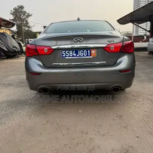 Infiniti Q50 2019 Autre