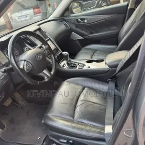 Infiniti Q50 2019 Autre