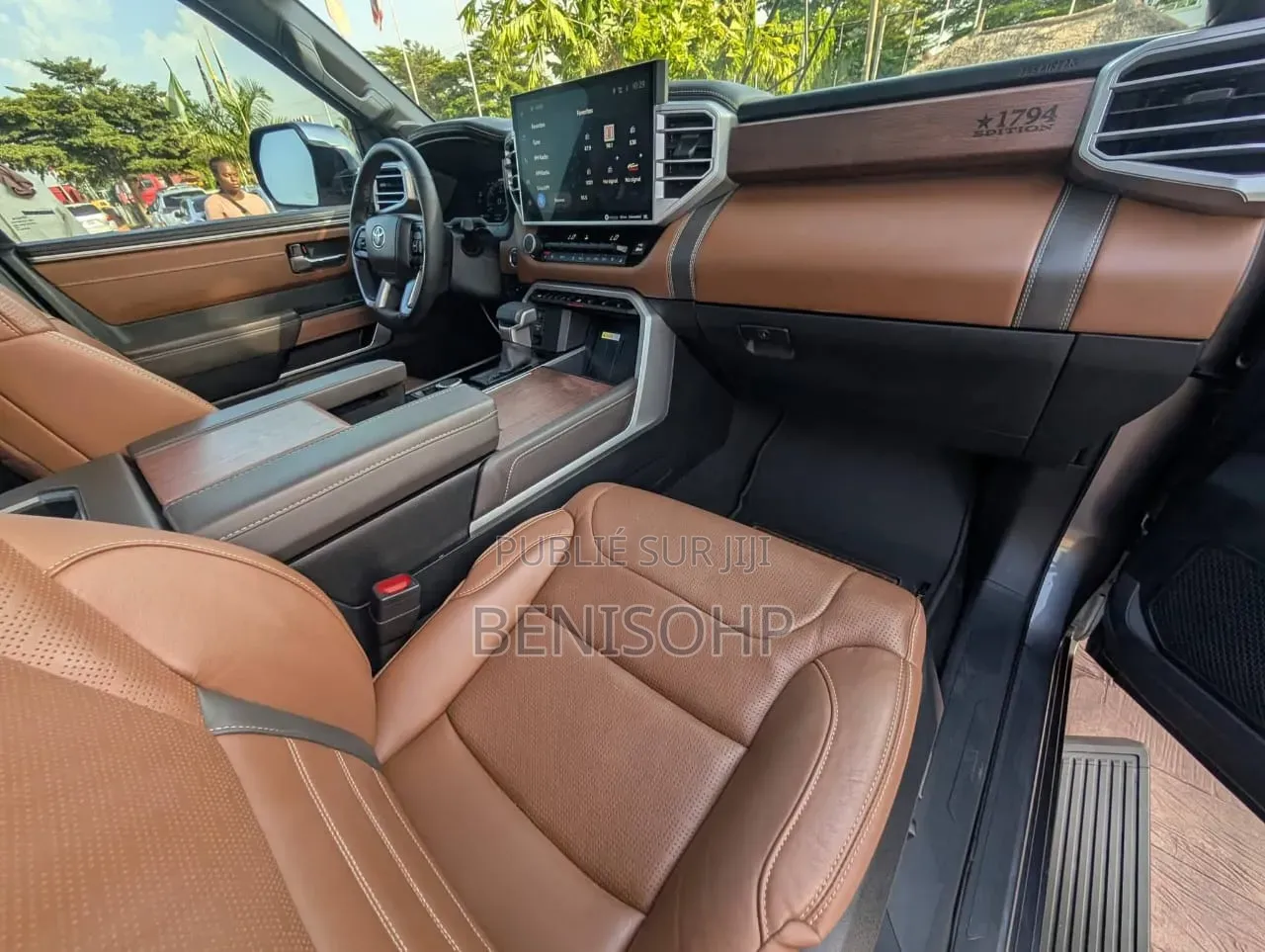 Nouveau Toyota Tundra Hybrid 2025 Noir
