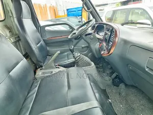 Hyundai Hd 72