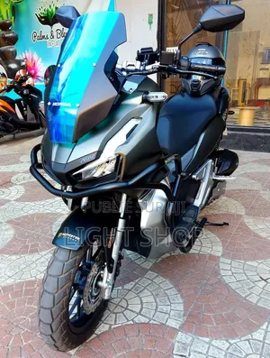 Nouveau Yamaha Majesty 2023 Blanc