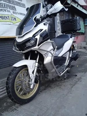 Nouveau Yamaha Majesty 2023 Blanc