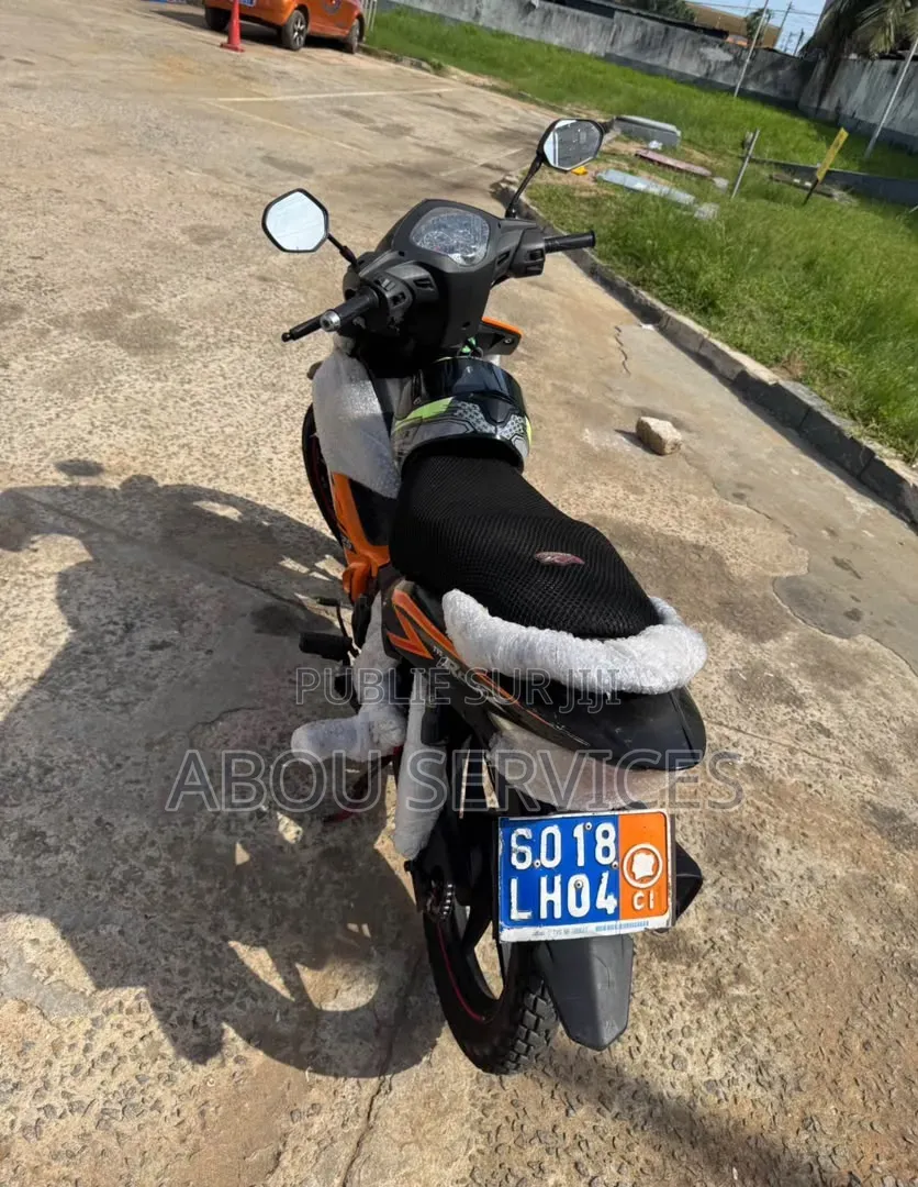 Nouveau TVS Rockz 125 2026 Autre