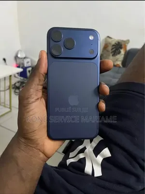 Nouveau Apple iPhone 17 Pro Max 512 GB Violet