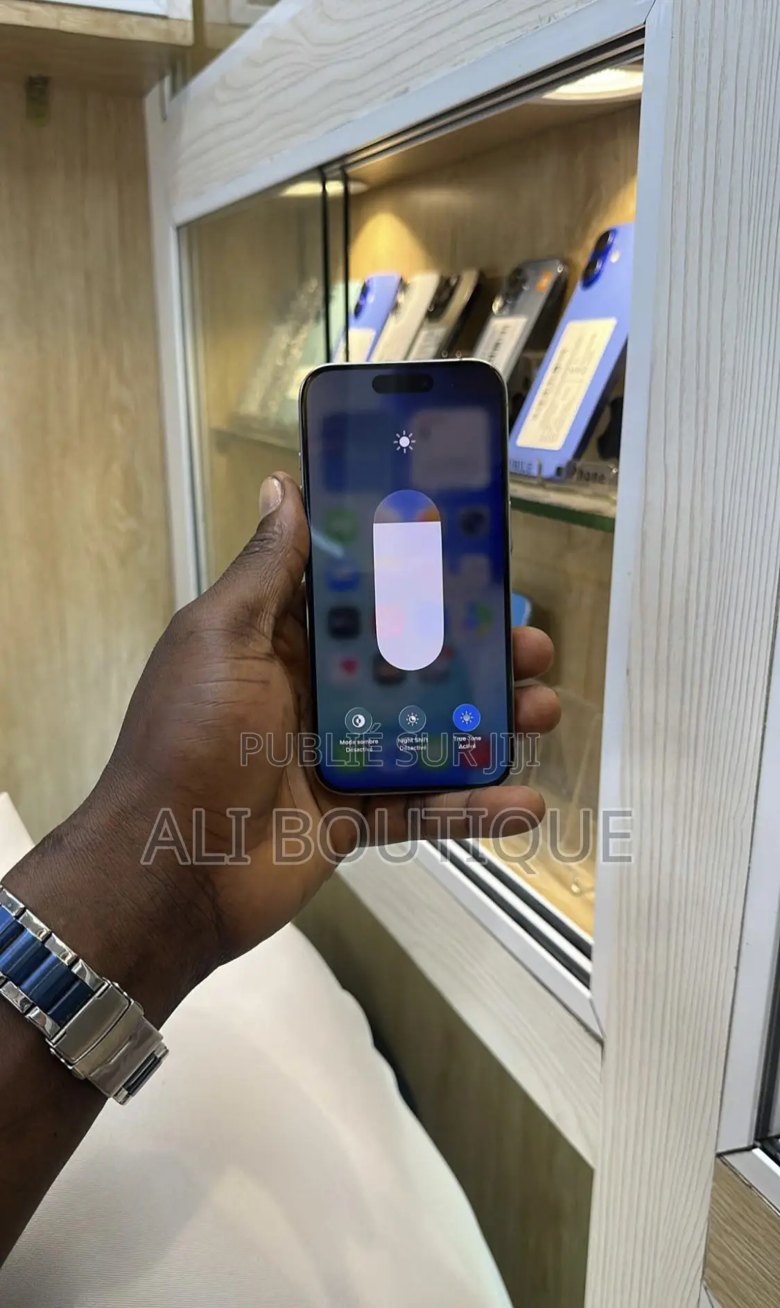 Nouveau Apple iPhone 15 Pro 256 GB Argenté