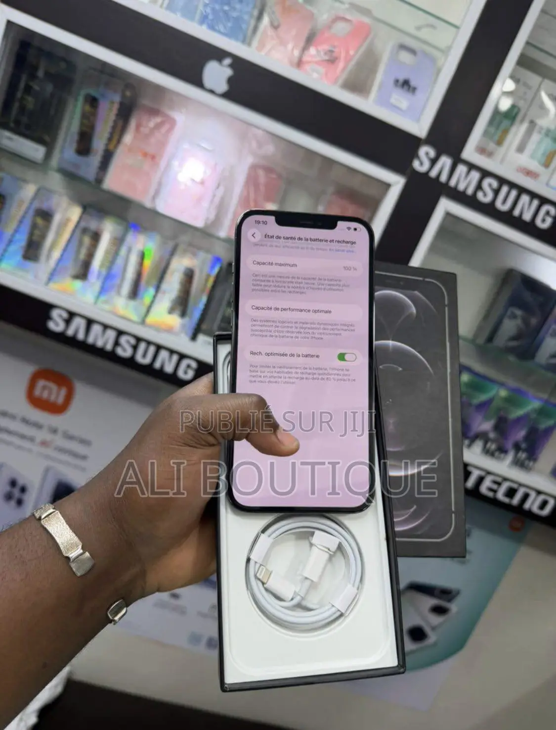 Nouveau Apple iPhone 12 Pro 256 GB Noir