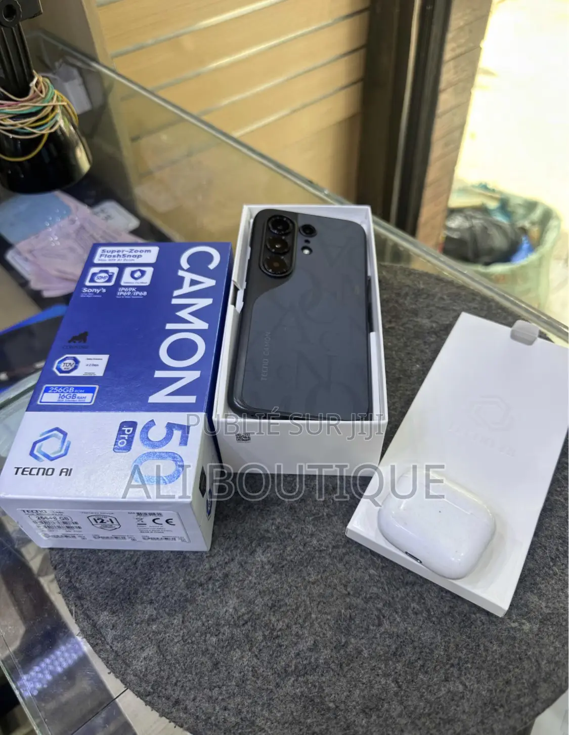 Nouveau Tecno Camon 50 Pro 256 GB Noir