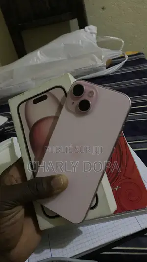 Apple iPhone 15 128 GB Rose