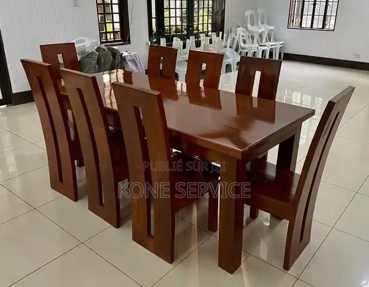 Table À Manger