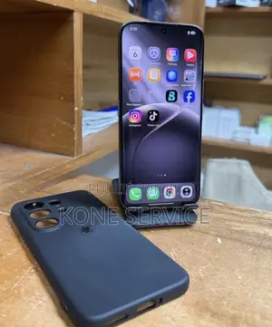 Nouveau Tecno Camon 50 Pro 256 GB Gris
