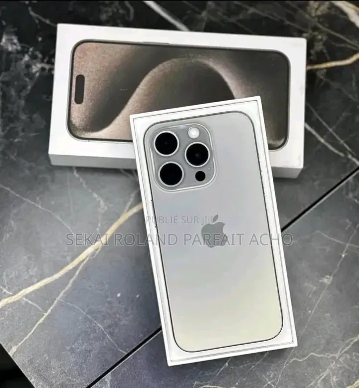Nouveau Apple iPhone 16 Pro Max 256 GB Blanc