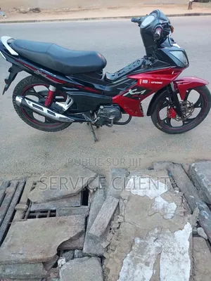 KTM Duke 125 2025 Rouge
