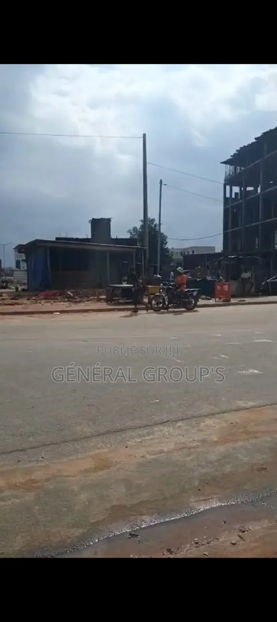 Vente De Terrain a Abidjan Cocody Angre Djorobite