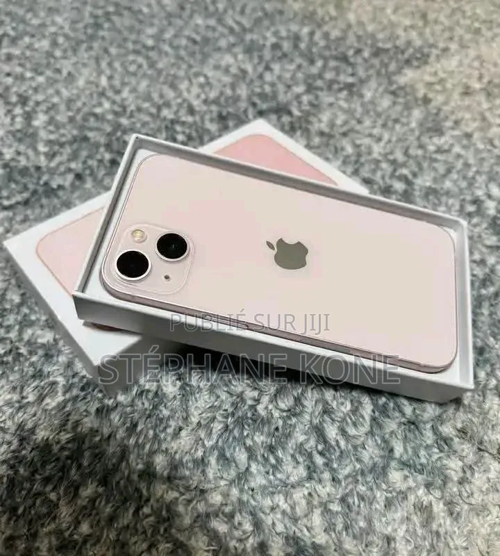 Nouveau Apple iPhone 13 256 GB Argenté