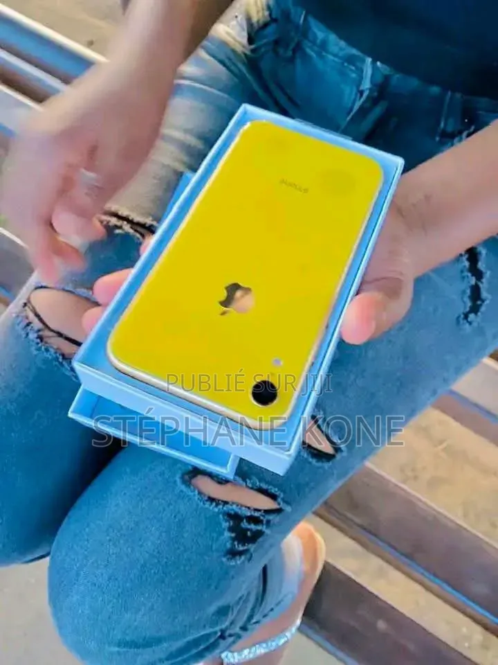 Nouveau Apple iPhone 11 128 GB Argenté