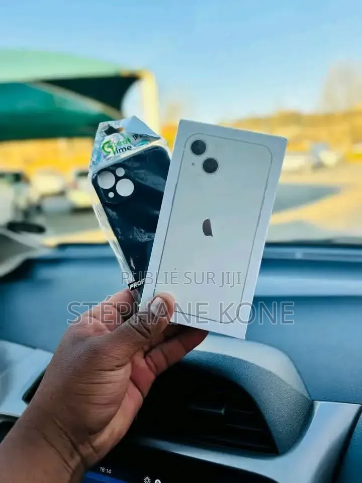 Nouveau Apple iPhone 13 256 GB Argenté