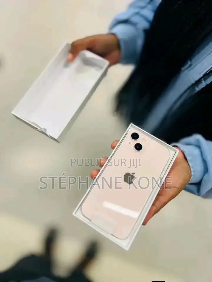Nouveau Apple iPhone 13 128 GB Argenté
