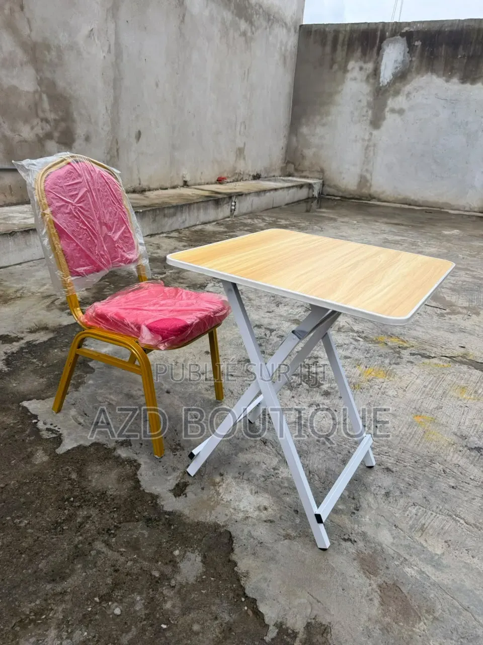 Table Pour La Maison