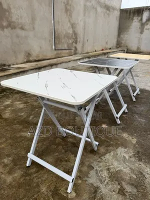 Table Pour La Maison