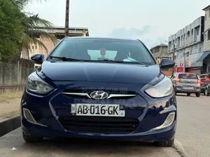 Hyundai Accent 2013 Bleu