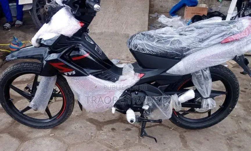 Nouveau TVS Rockz 125 2022 Bleu