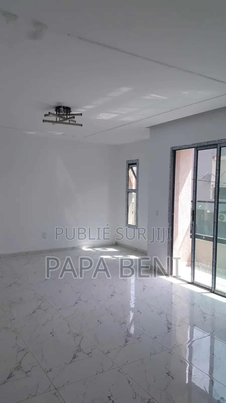 4chbre Villa dans Bosko, Cocody à Vendre