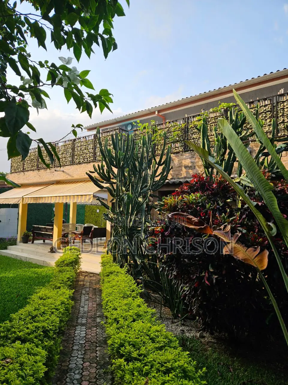 7chbre Villa dans Cocody à Louer