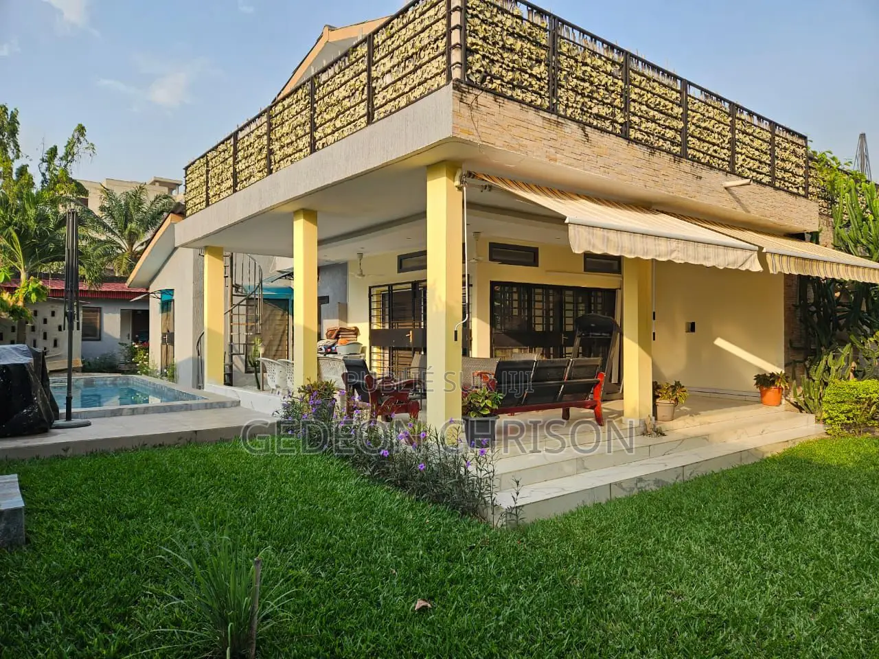 7chbre Villa dans Cocody à Louer