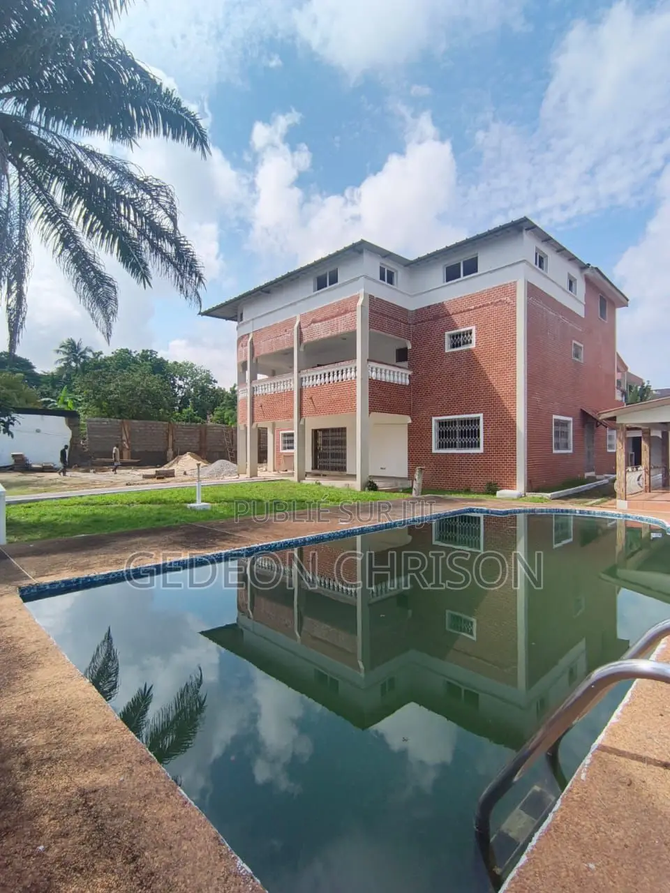 5chbre Villa dans Cocody à Louer