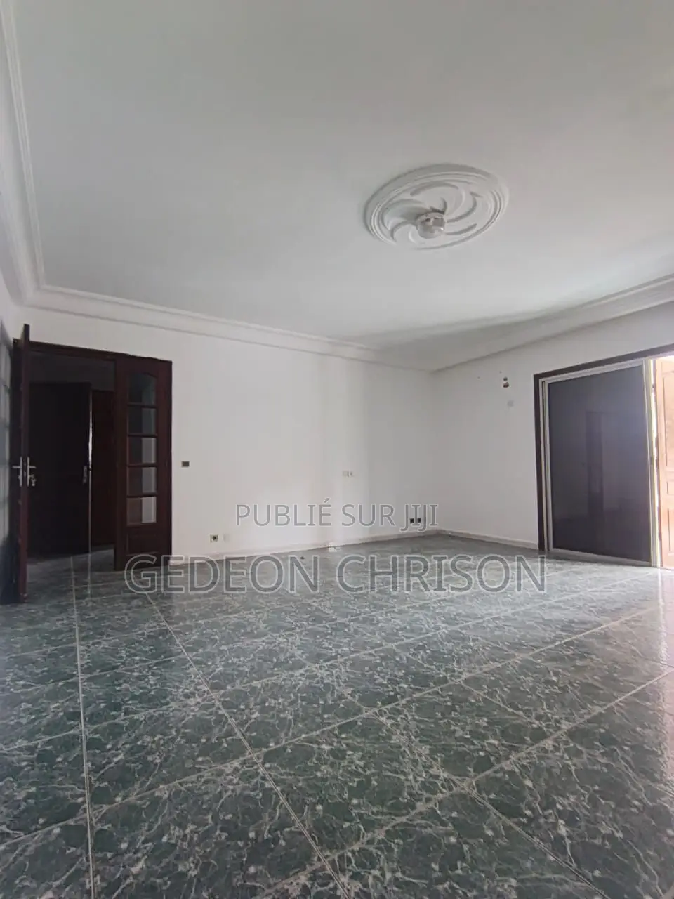 5chbre Villa dans Cocody à Louer