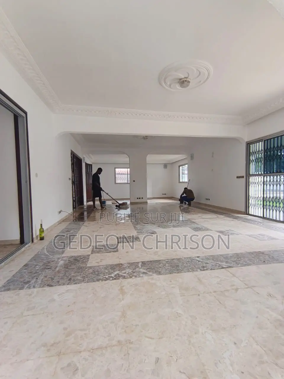 5chbre Villa dans Cocody à Louer