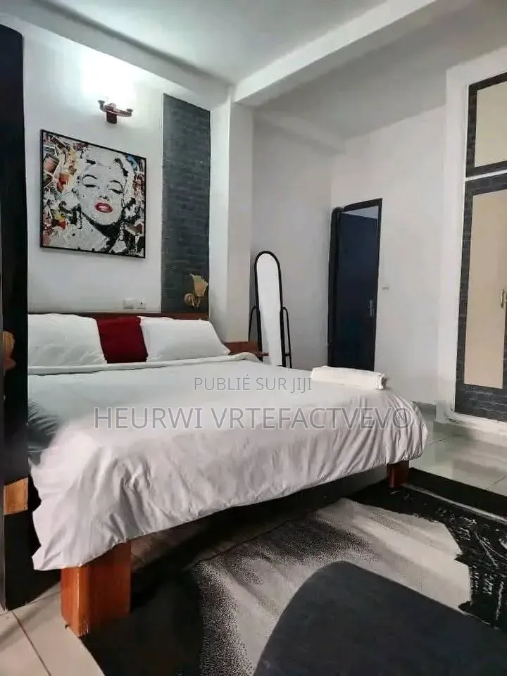 9chbre Duplex dans Faya, Cocody à Vendre
