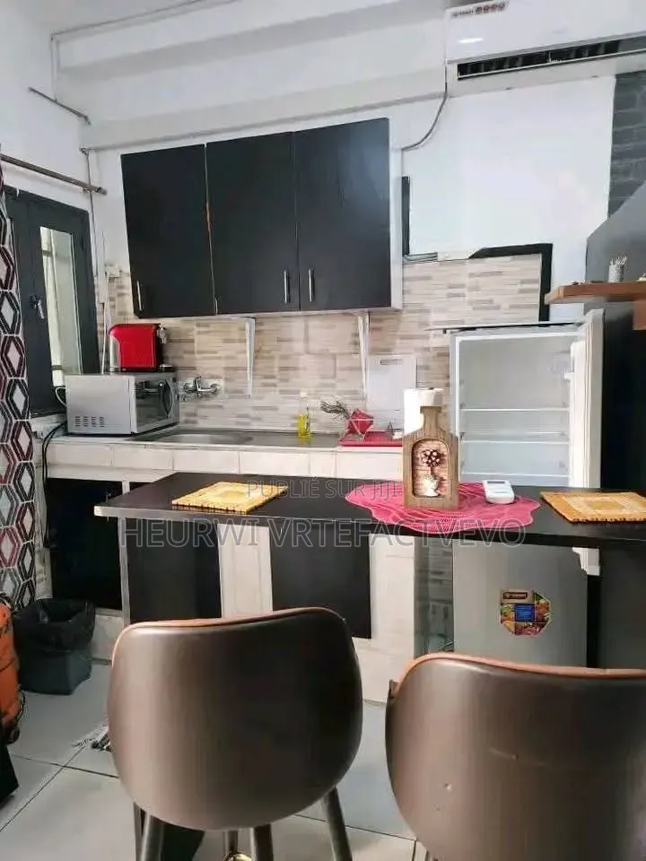 9chbre Duplex dans Faya, Cocody à Vendre