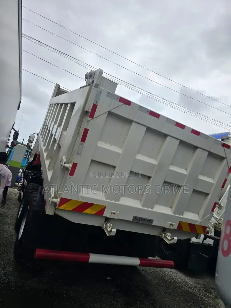 Neuf Camion Benne Dongfeng 10 Roues