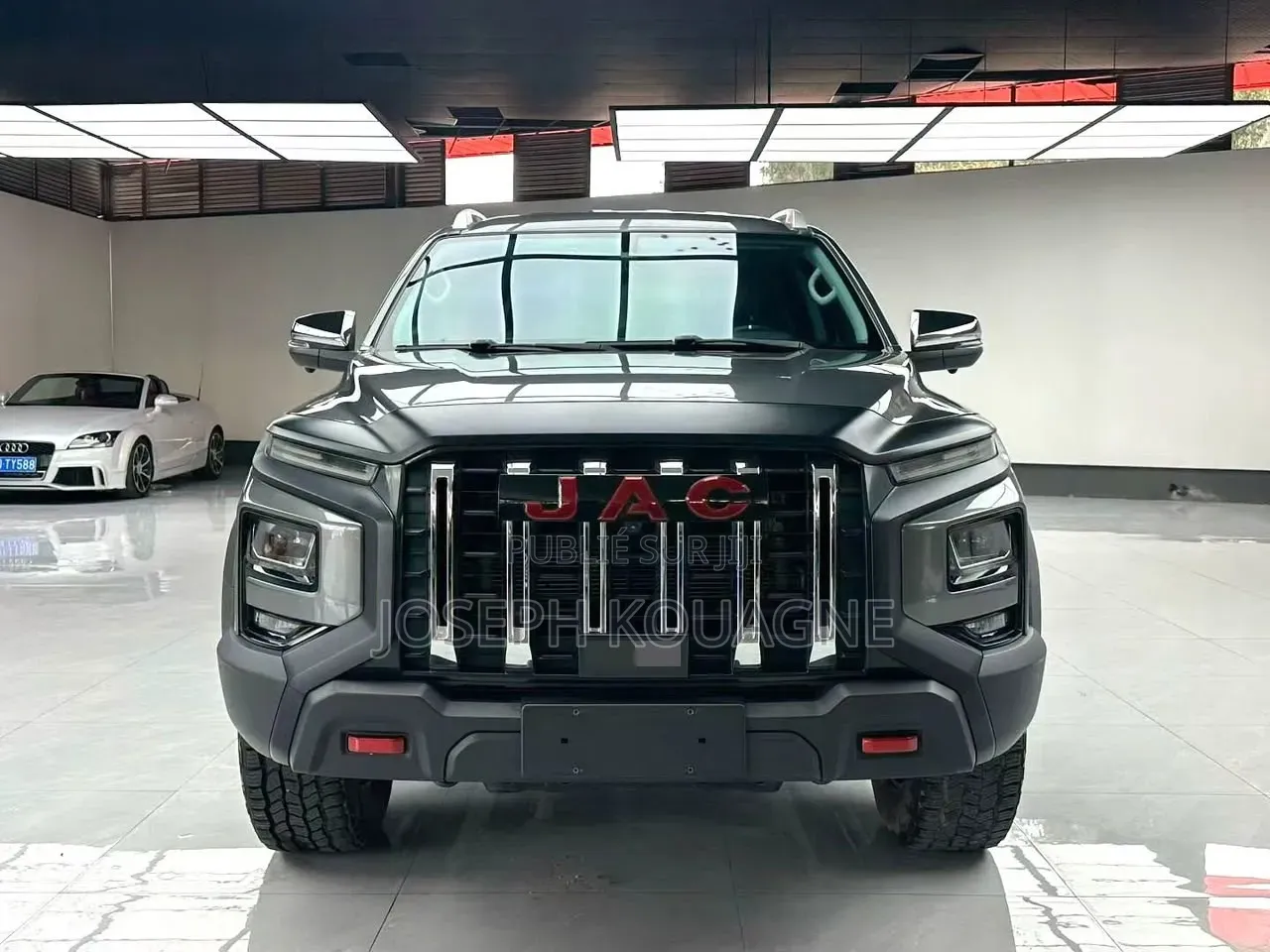 JAC T6 2023 Noir